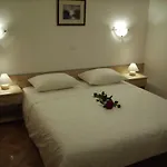 Tamarix Hotel