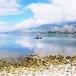 Tamarix Hotel