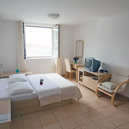 Tamarix Hotel Vinjerac