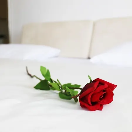 Tamarix Hotel
