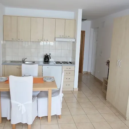 Tamarix Hotel 4*